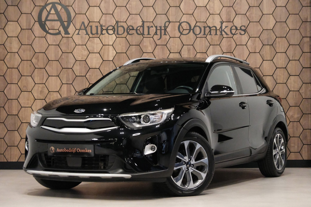 Kia Stonic 1.0 T-GDi DynamicPlusLine *101dkm* Leder/Schuifdak/Navi/Camera Luxe Auto! 55383494-0.jpg | Autobedrijf Oomkes