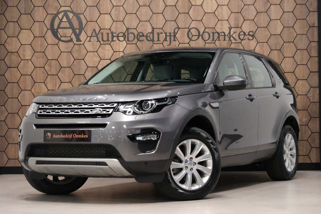 Land Rover Discovery Sport 2.0 Si4 4WD HSE *UNIEK 14.107km!!!* 1e Eig. COMPLEET DEALER ONDERHOUDEN EN ALS NIEUW kopen in Uden
